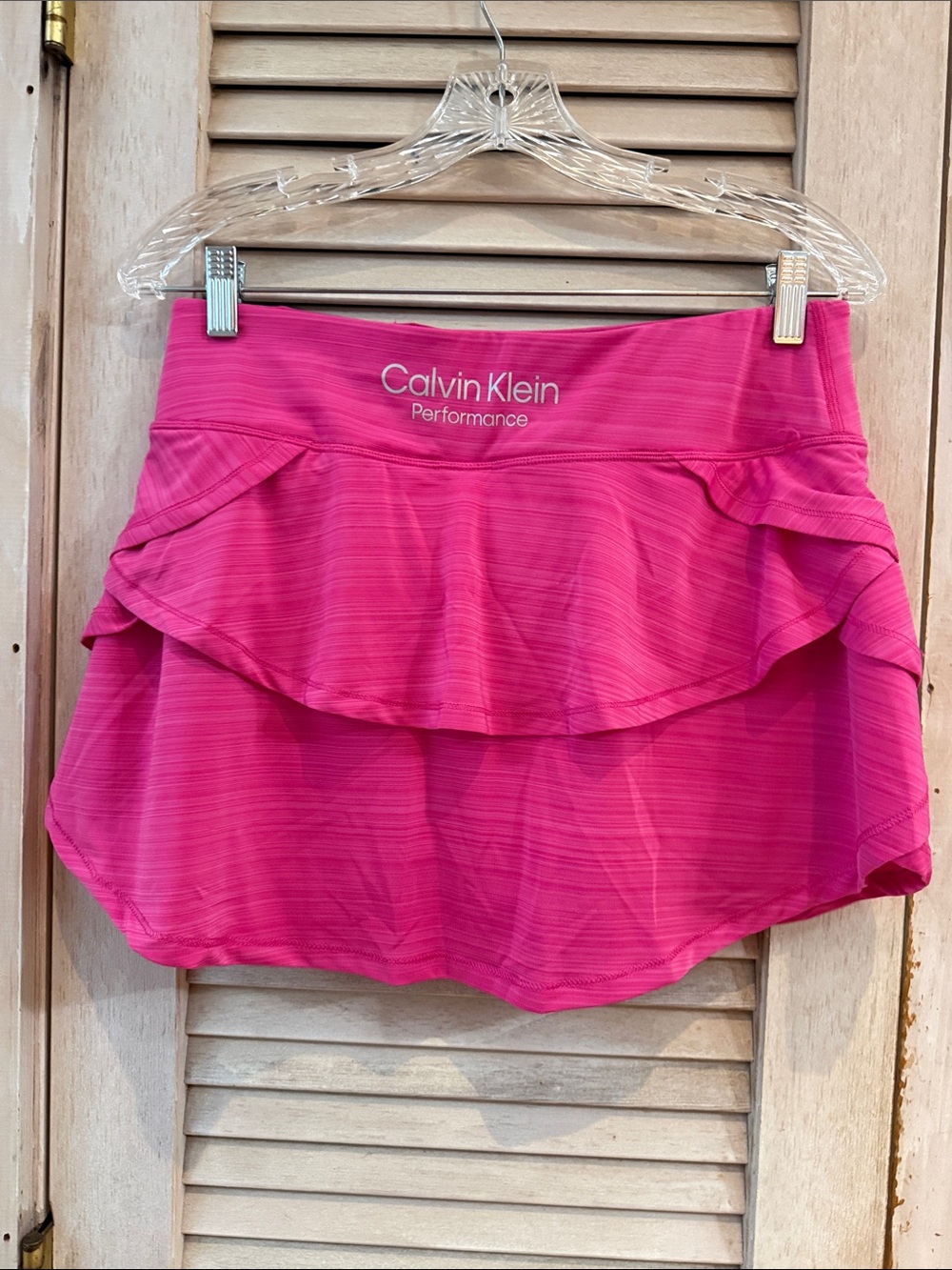 Calvin Klein Performance Stretch Fuchsia Tiered Ruffle Skort Medium - Picture 4 of 10